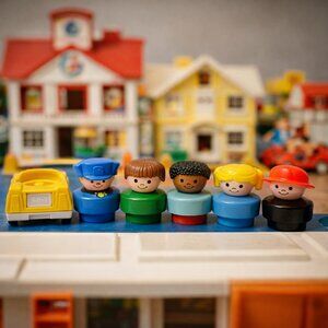 Vintage Fisher-Price Little People Peg Figures + Car